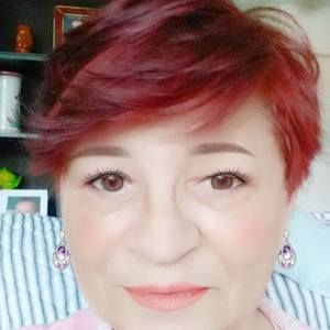 Meet your Posher, Roxanne